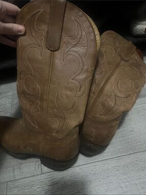boot barn styled cowgirl boots